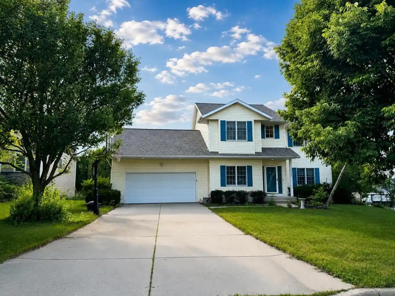 Photo 1 of Single family home for sale at 1398 Overlook Pass Pass, Sun Prairie, WI 53590 | MLS# 2030058 | Listing updated on 2026-09-14