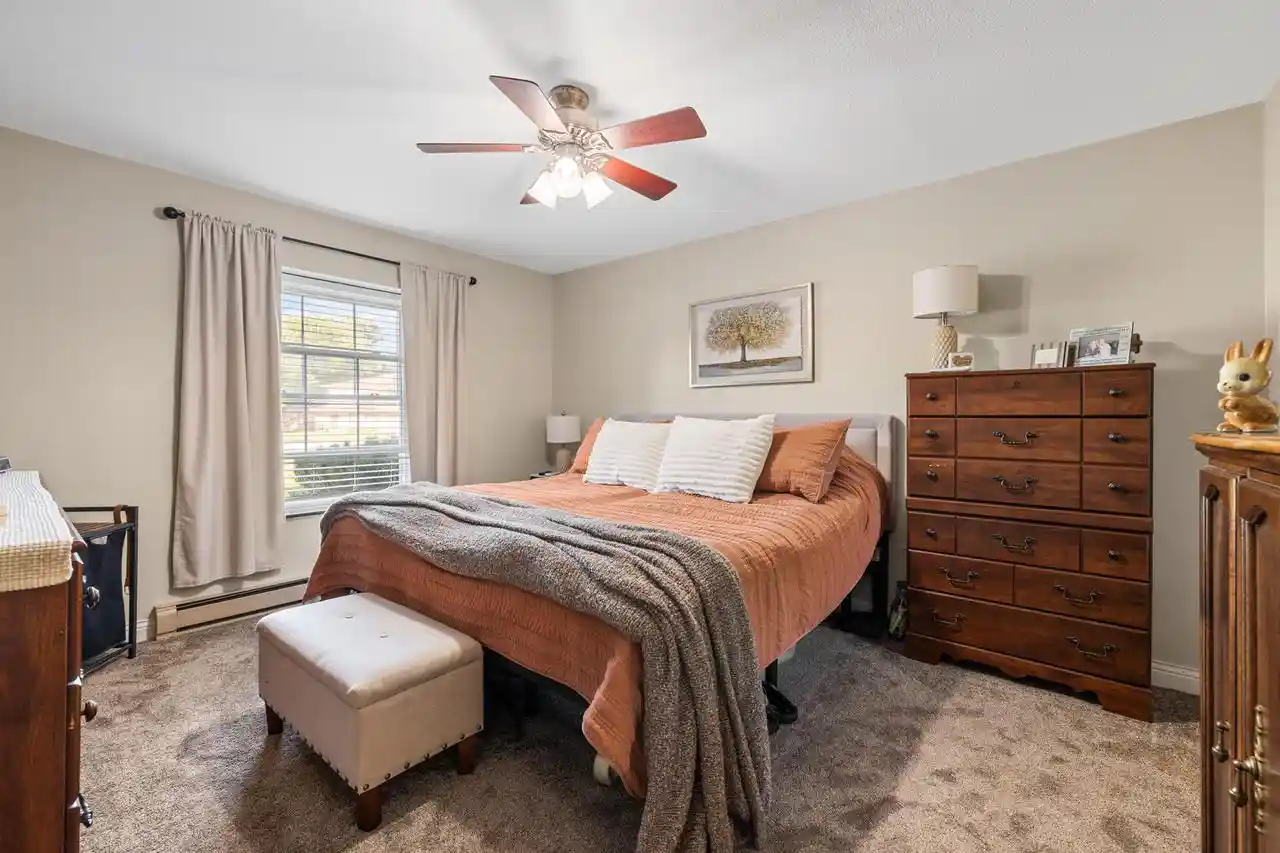 4th image of 125 N University Dr Dr #104, West Bend, WI 53095 | MLS# 1975456