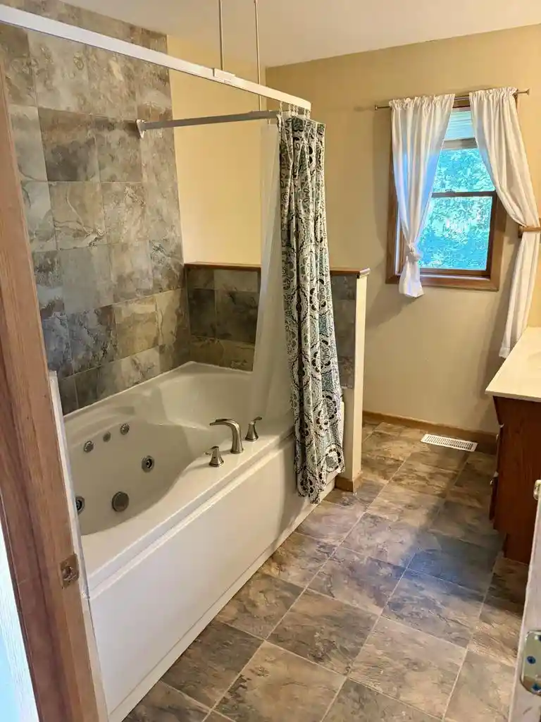 12th image of 1718 Hagar Street Street, La Crosse, WI 54603 | MLS# 1975458