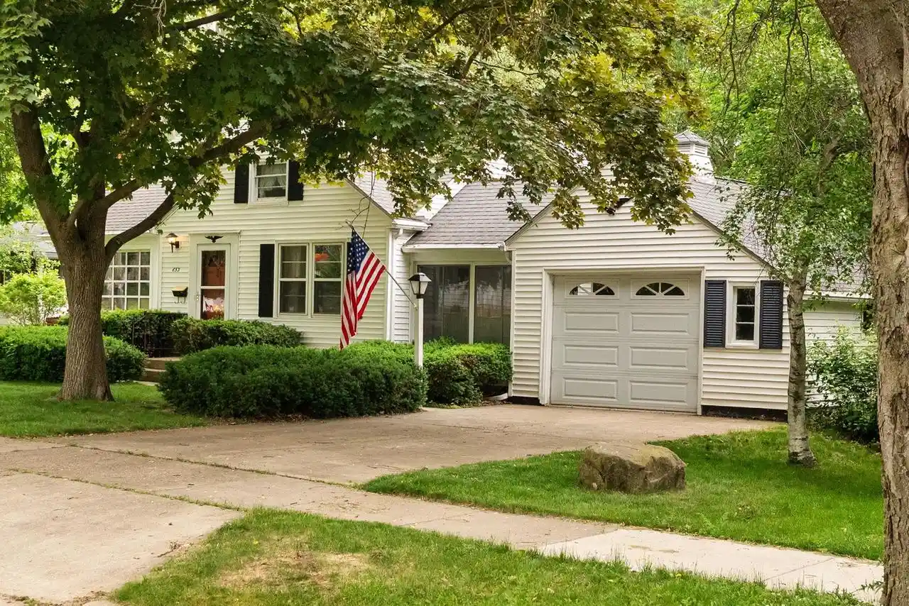 Photo 1 of Single family home for sale at 653 Orchard Dr Dr, Madison, WI 53711 | MLS# 2030060 | Listing updated on 2026-08-14