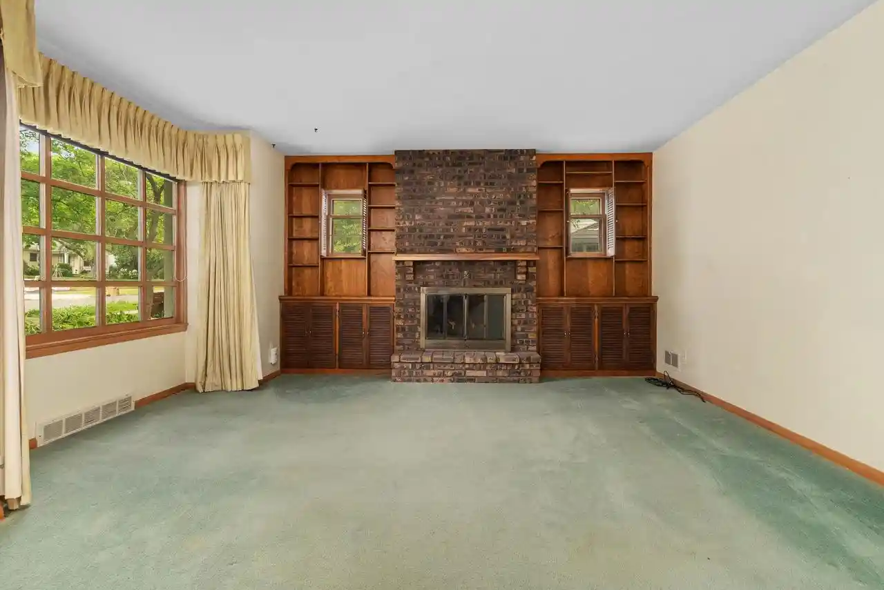 Photo 3 of Single family home for sale at 653 Orchard Dr Dr, Madison, WI 53711 | MLS# 2030060 | Listing updated on 2026-08-14