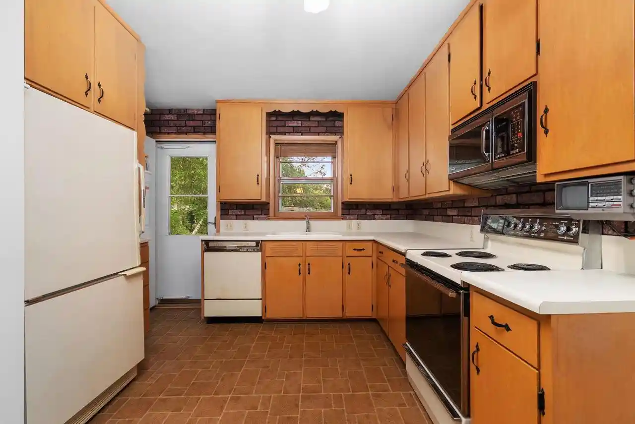 Photo 4 of Single family home for sale at 653 Orchard Dr Dr, Madison, WI 53711 | MLS# 2030060 | Listing updated on 2026-08-14