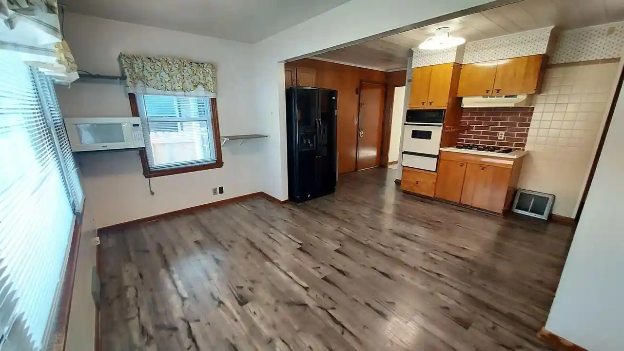 Photo 2 of Single family home for sale at 1405 15th Avenue Avenue, South Milwaukee, WI 53172 | MLS# 1975460 | Listing updated on 2026-09-15