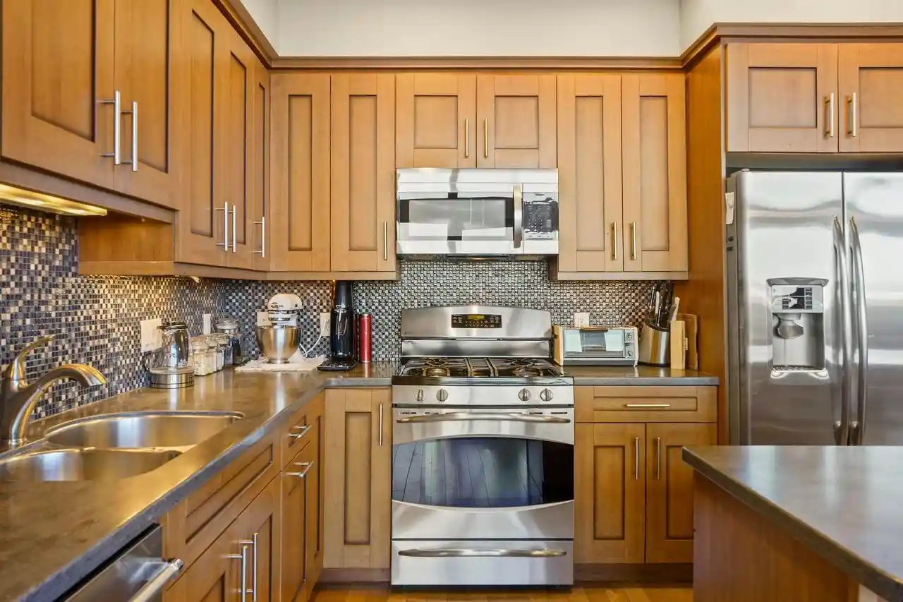 Photo 4 of Sale Pending at 555 S Midvale Boulevard Boulevard #409, Madison, WI 53711 | MLS# 2030062 | Listing updated on 2026-09-04