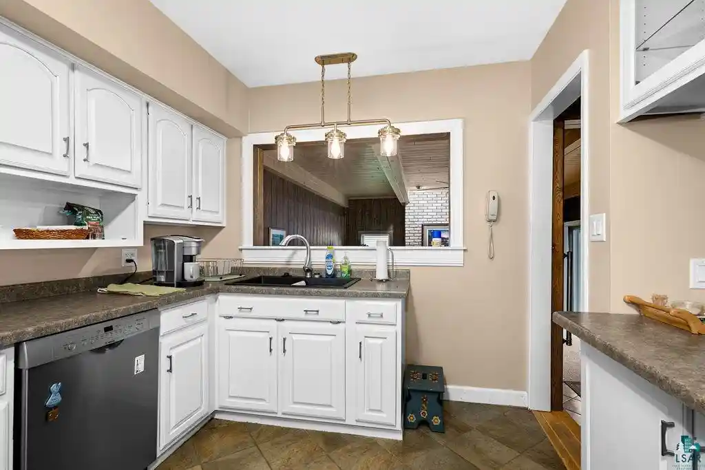 3rd image of 1629 E 6Th St St, Superior, WI 54880 | MLS# 6127255