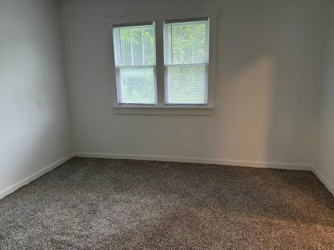 Photo 4 of Single family home for sale at N1275 Mulberry Dr Dr, Genoa City, WI 53128 | MLS# 1975474 | Listing updated on 2026-09-01
