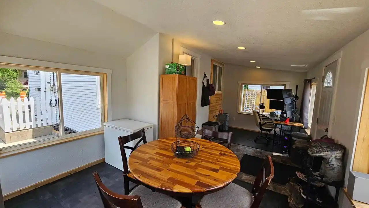 4th image of 29 E State Street Street, Hartford, WI 53027 | MLS# 1975479
