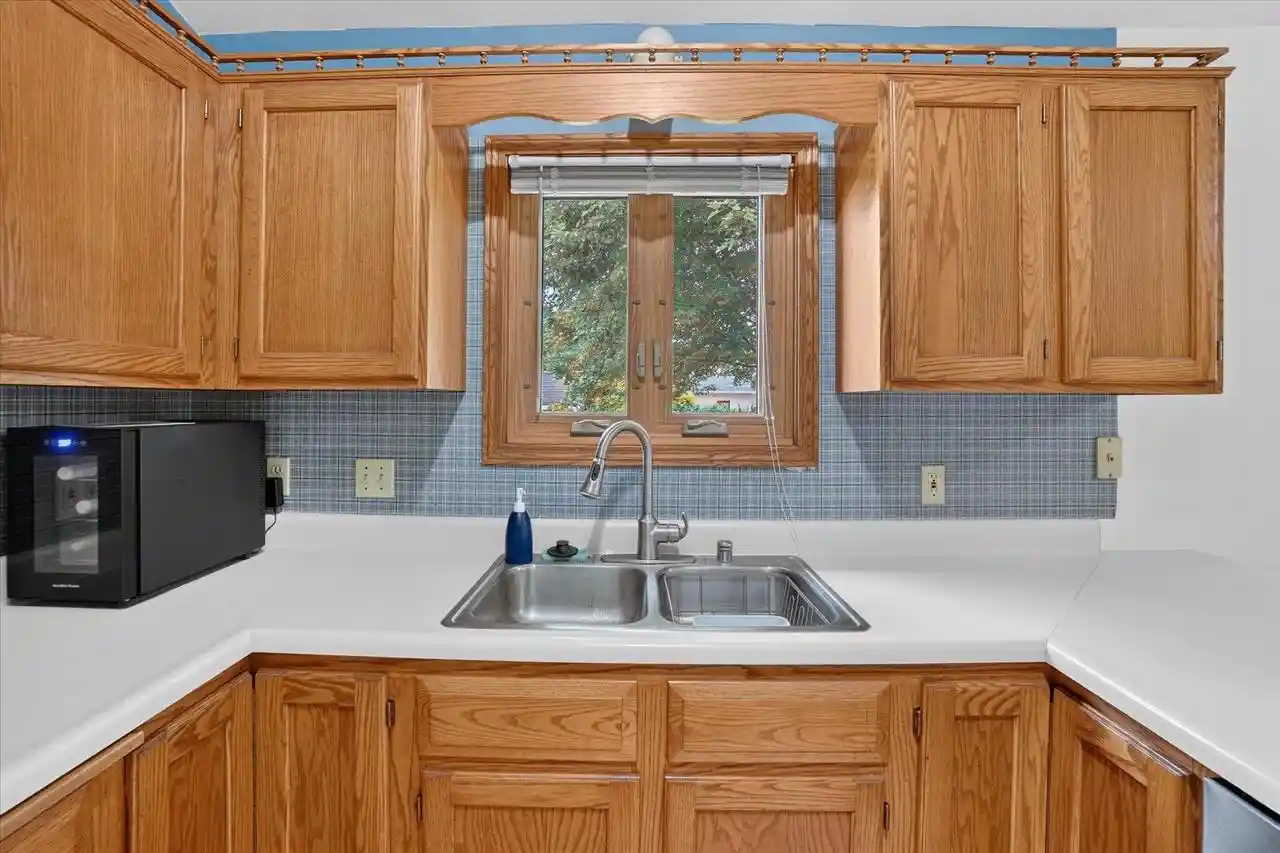 Photo 4 of Single family home for sale at 1223 Alpine Dr Dr, Janesville, WI 53546 | MLS# 2030077 | Listing updated on 2026-09-22