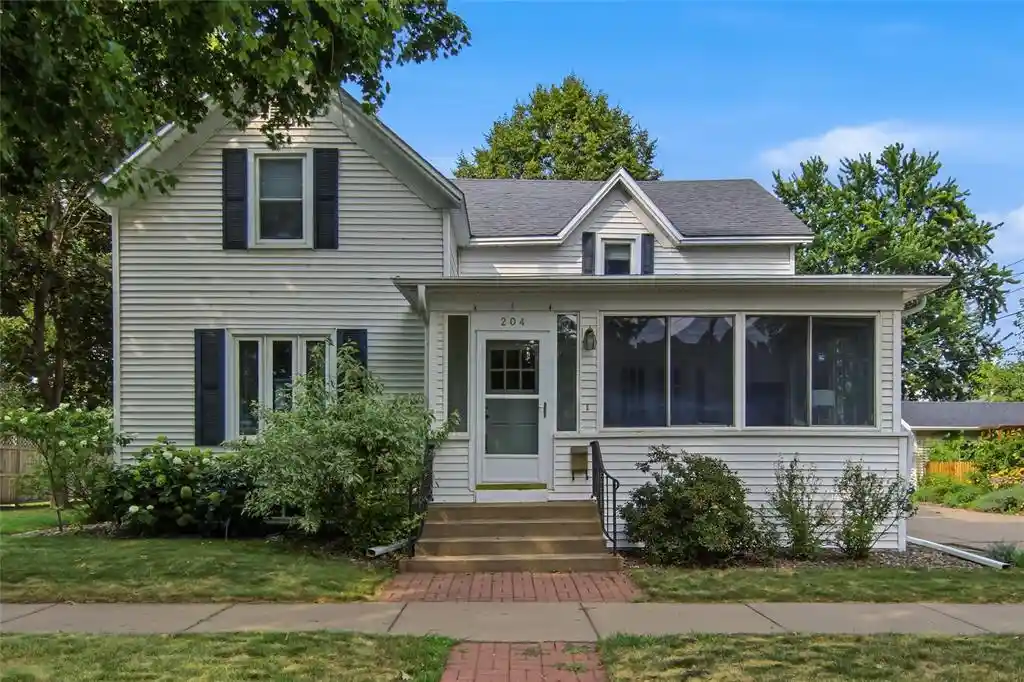 Photo 1 of Single family home for sale at 204 Gilbert Avenue Avenue, Eau Claire, WI 54701 | MLS# 1603880 | Listing updated on 2026-09-14