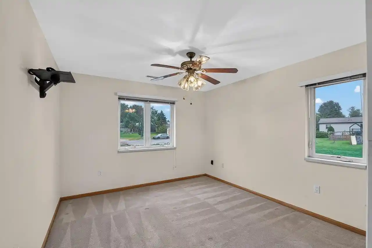Photo 3 of Sale Pending at 270 Meadow Ln, Poynette, WI 53955 | MLS# 2030084 | Listing updated on 2026-10-05