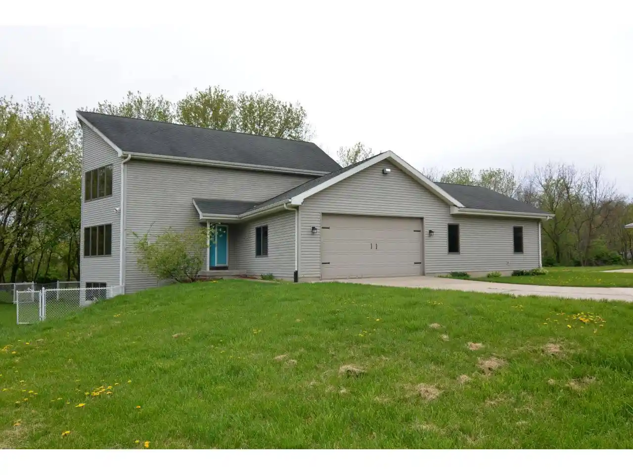 image of 4805 Schneider Dr Dr, Fitchburg, WI 53575 | MLS# 2030083