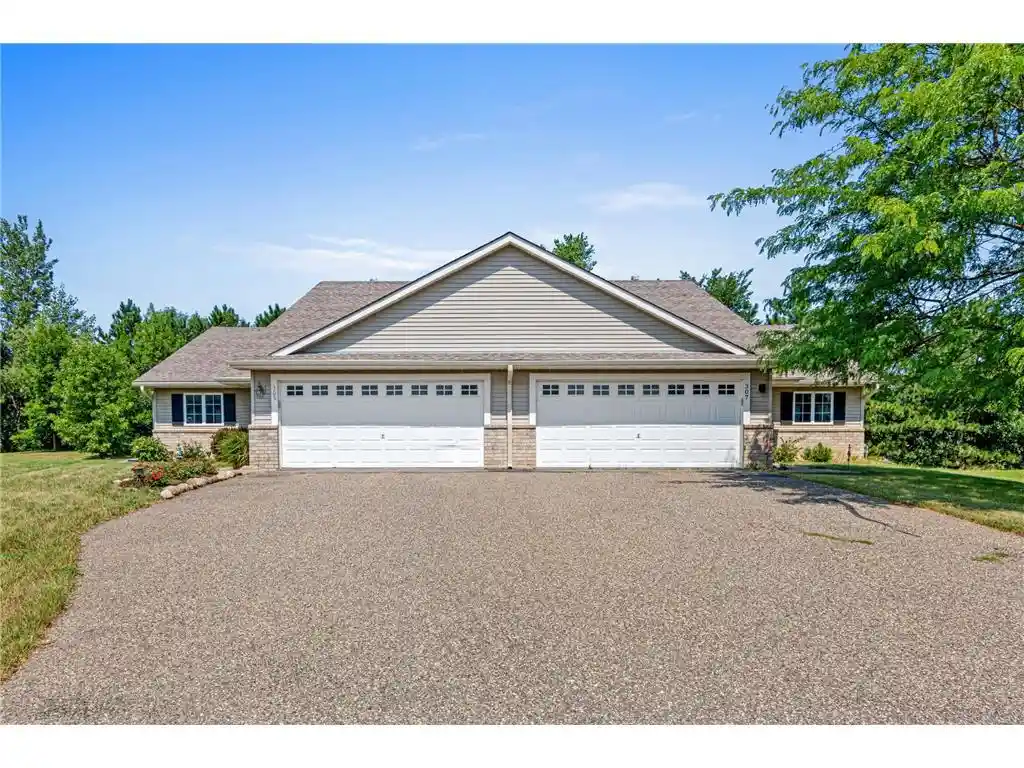 Photo 1 of Single family home for sale at 305 Wildwood Circle Circle, Roberts, WI 54023 | MLS# 7111827 | Listing updated on 2026-09-20