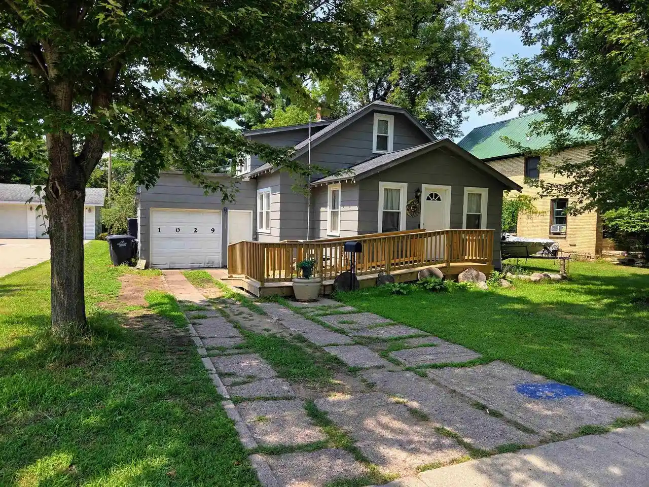 Photo 1 of Single family home for sale at 1029 S Main Street Street, Shawano, WI 54166 | MLS# 50330688 | Listing updated on 2026-09-10