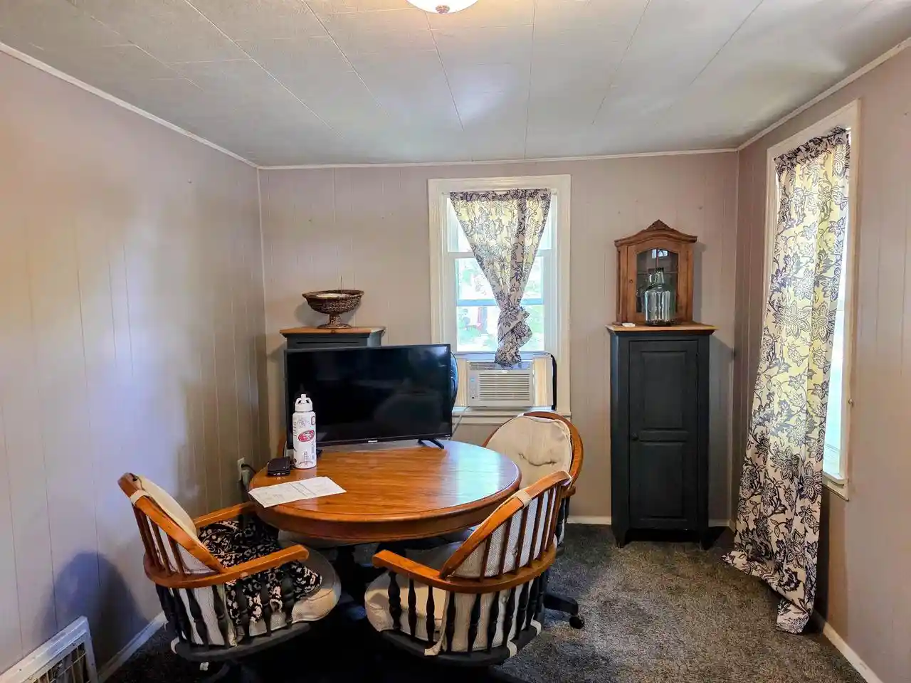 Photo 4 of Single family home for sale at 1029 S Main Street Street, Shawano, WI 54166 | MLS# 50330688 | Listing updated on 2026-09-10