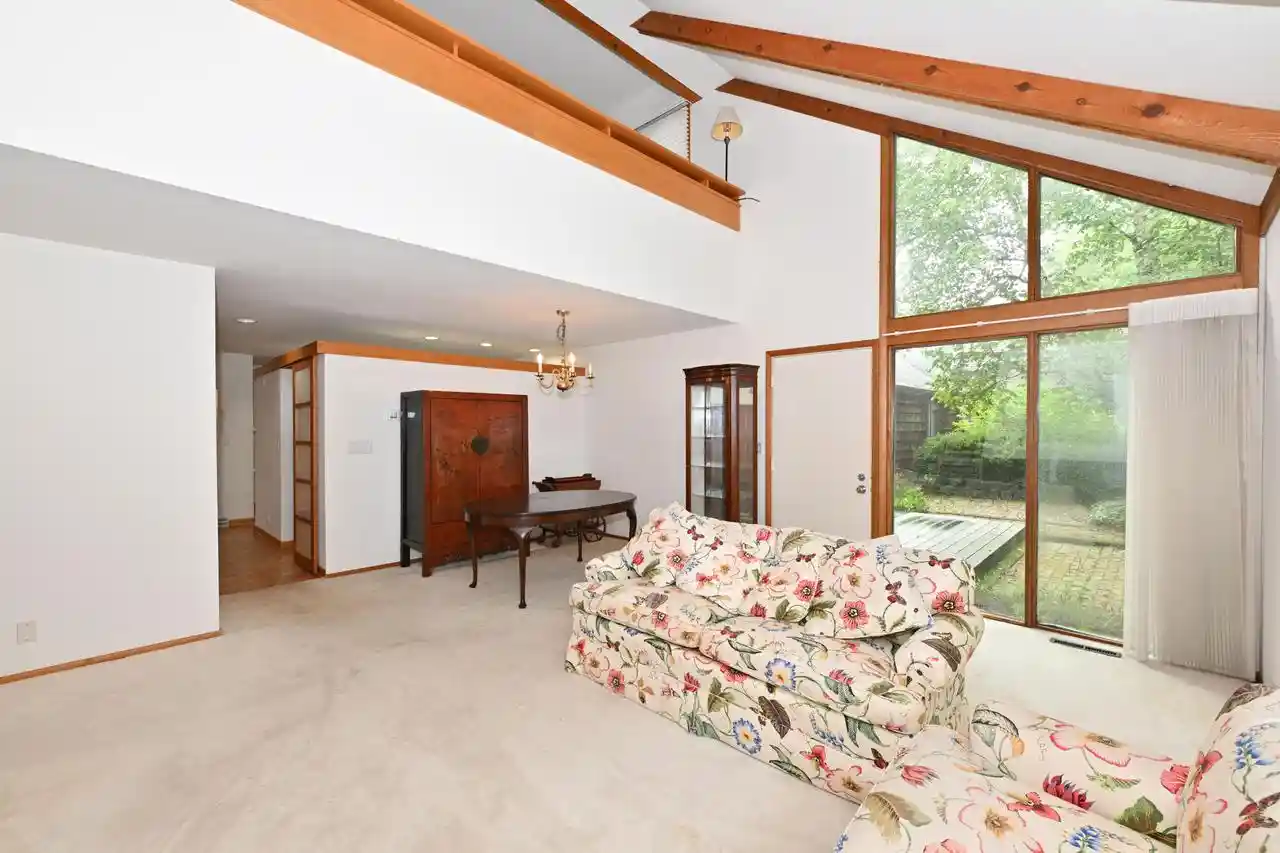 Photo 3 of Condo for sale at 156 Lakefield Court Court, Racine, WI 53402 | MLS# 1975509 | Listing updated on 2026-09-13