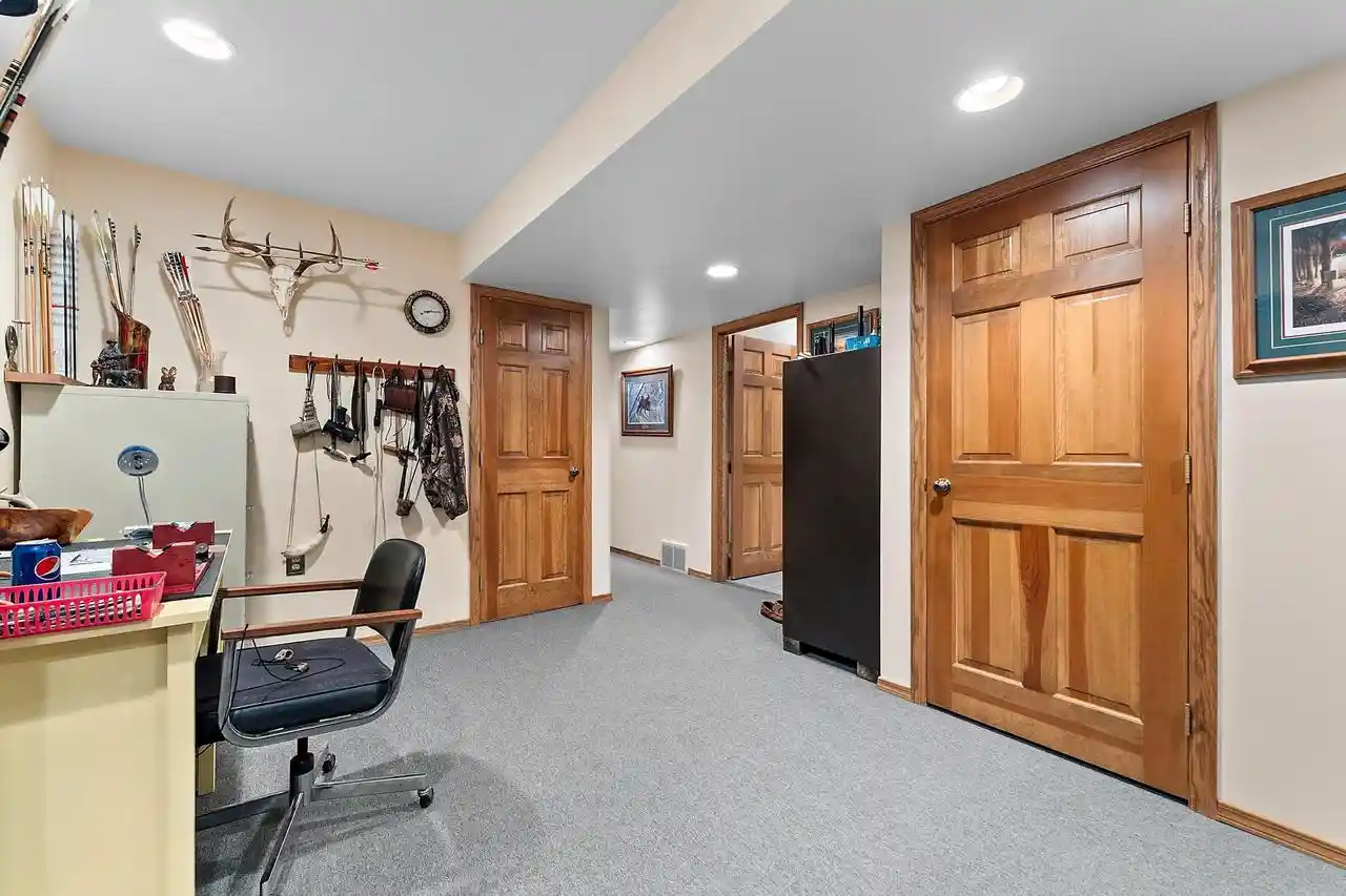 2nd image of 2727 Brook Hills Dr Dr, Suamico, WI 54313 | MLS# 50330695