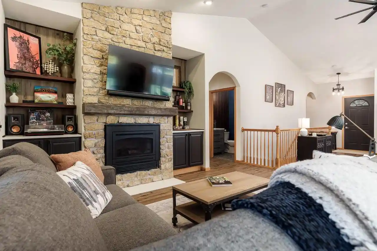 42nd image of 2790 E Ridge Road Road, Beloit, WI 53511 | MLS# 2030090