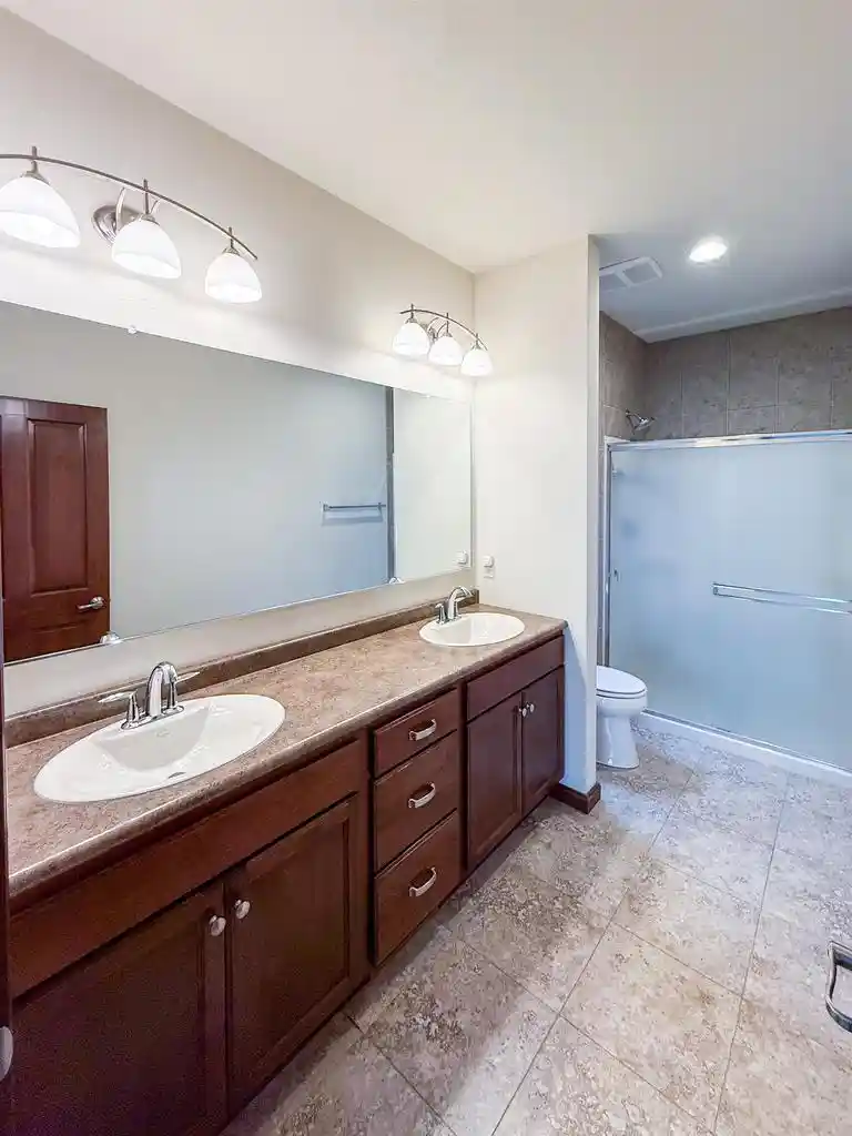 4th image of 1636 Oak Hollow Lane Lane, Neenah, WI 54956 | MLS# 50330705
