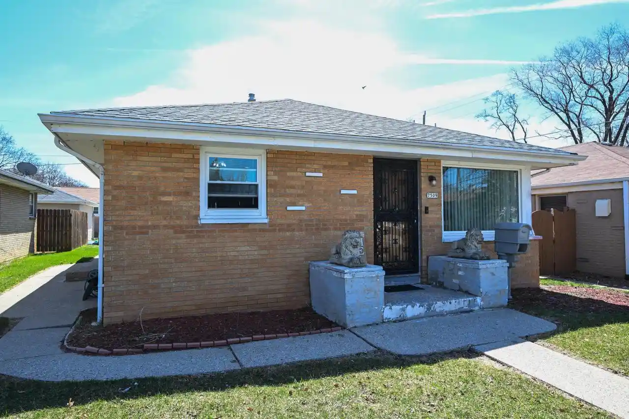 Photo 1 of Single family home for sale at 7509 W Carmen Avenue Avenue, Milwaukee, WI 53218 | MLS# 1975521 | Listing updated on 2026-09-01