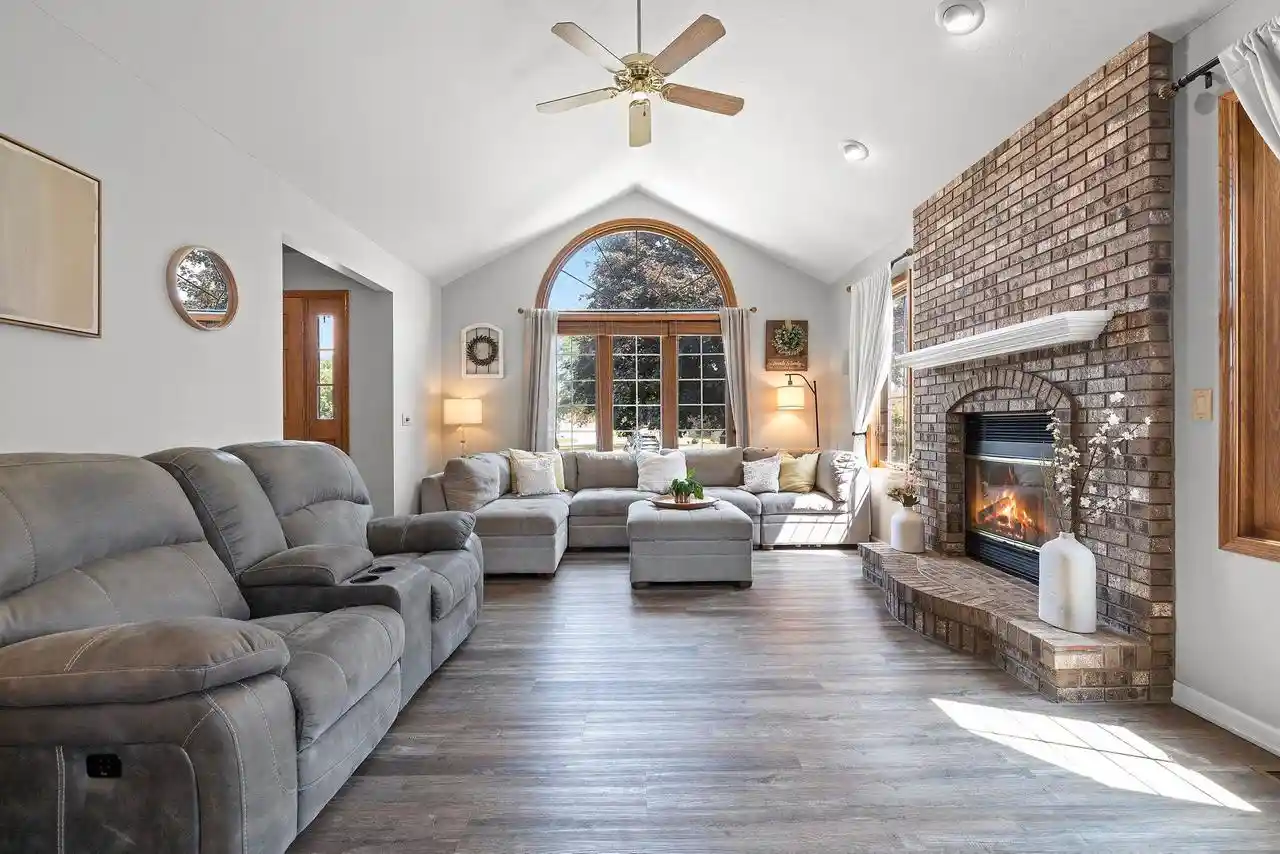 2nd image of 856 Atlantis Court Court, Green Bay, WI 54313 | MLS# 50330702