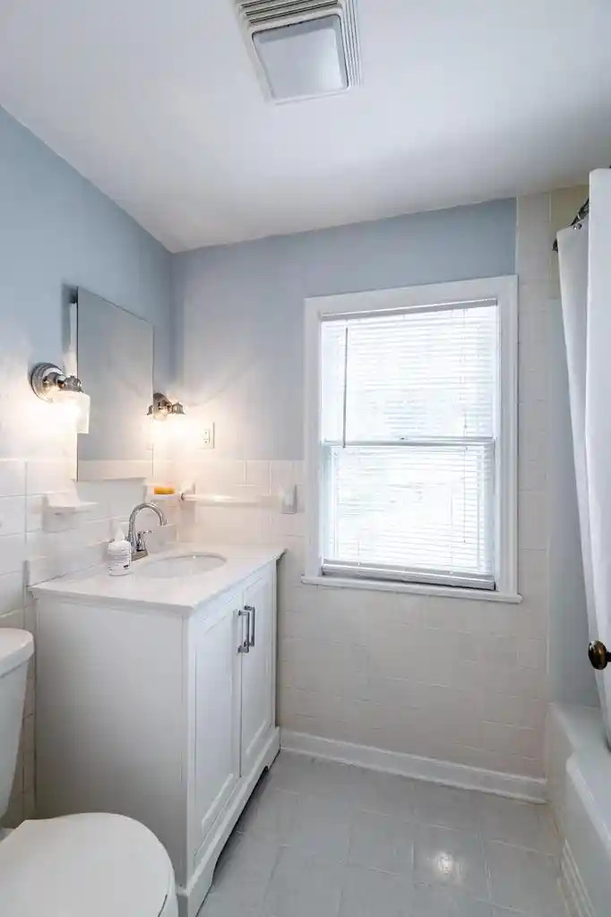 3rd image of 1920 Madison Street Street, La Crosse, WI 54601 | MLS# 1975525