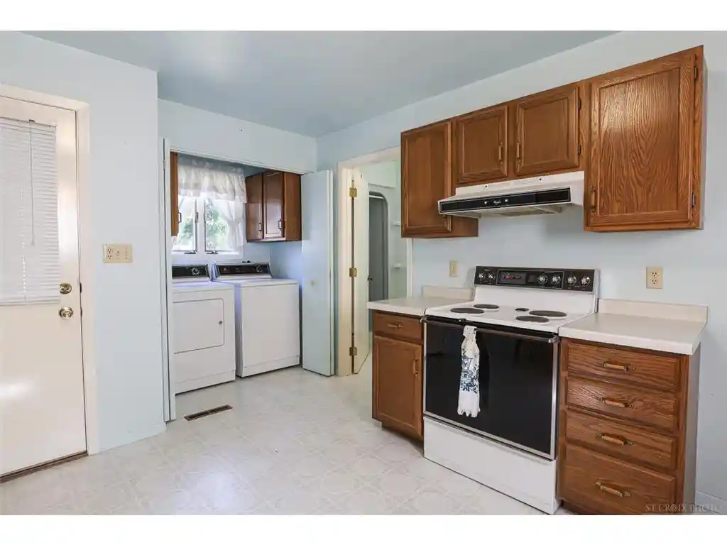 2nd image of 1140 12th Avenue Avenue, Baldwin, WI 54002 | MLS# 7124542