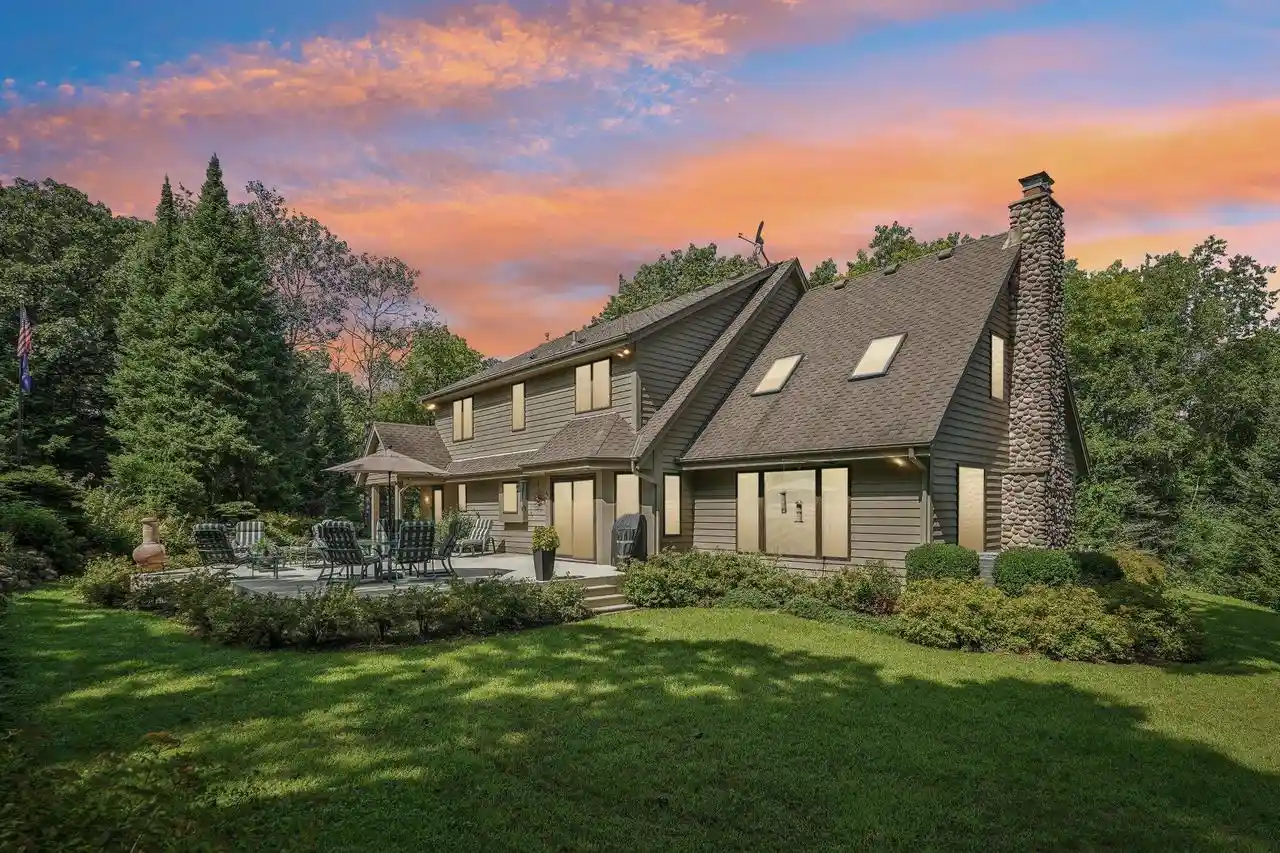 Photo 1 of Single family home for sale at W323s9616 Beulah Road Road, Mukwonago, WI 53149 | MLS# 1975533 | Listing updated on 2026-09-10