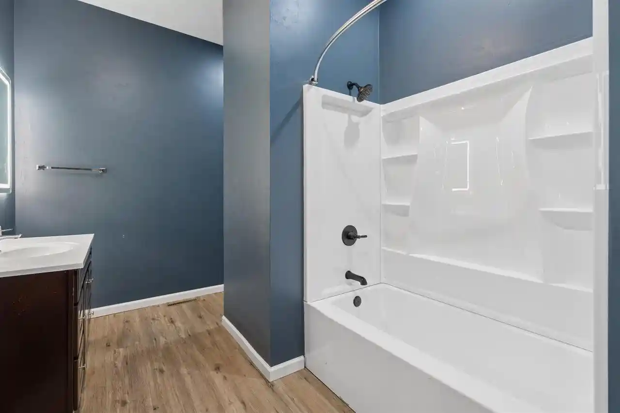 3rd image of 535 N Pheasant Dr Dr, New London, WI 54961 | MLS# 50330718