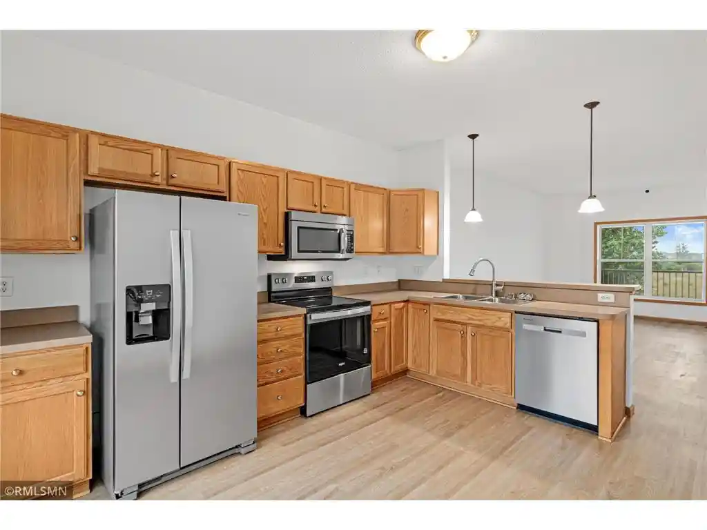 4th image of 9 Hope Circle Circle, Hudson, WI 54016 | MLS# 7121190