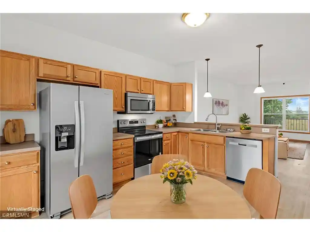 5th image of 9 Hope Circle Circle, Hudson, WI 54016 | MLS# 7121190