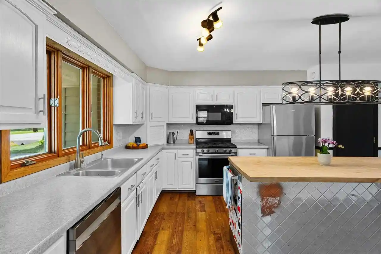 image of 508 N Auburn Avenue Avenue, Marshfield, WI 54449 | MLS# 22603841
