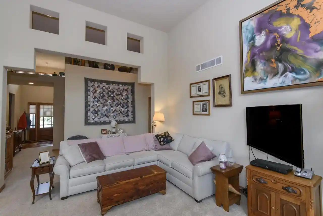 Photo 2 of Condo for sale at 1207 Woodland Hills Dr Dr, Waukesha, WI 53188 | MLS# 1975546 | Listing updated on 2026-09-15