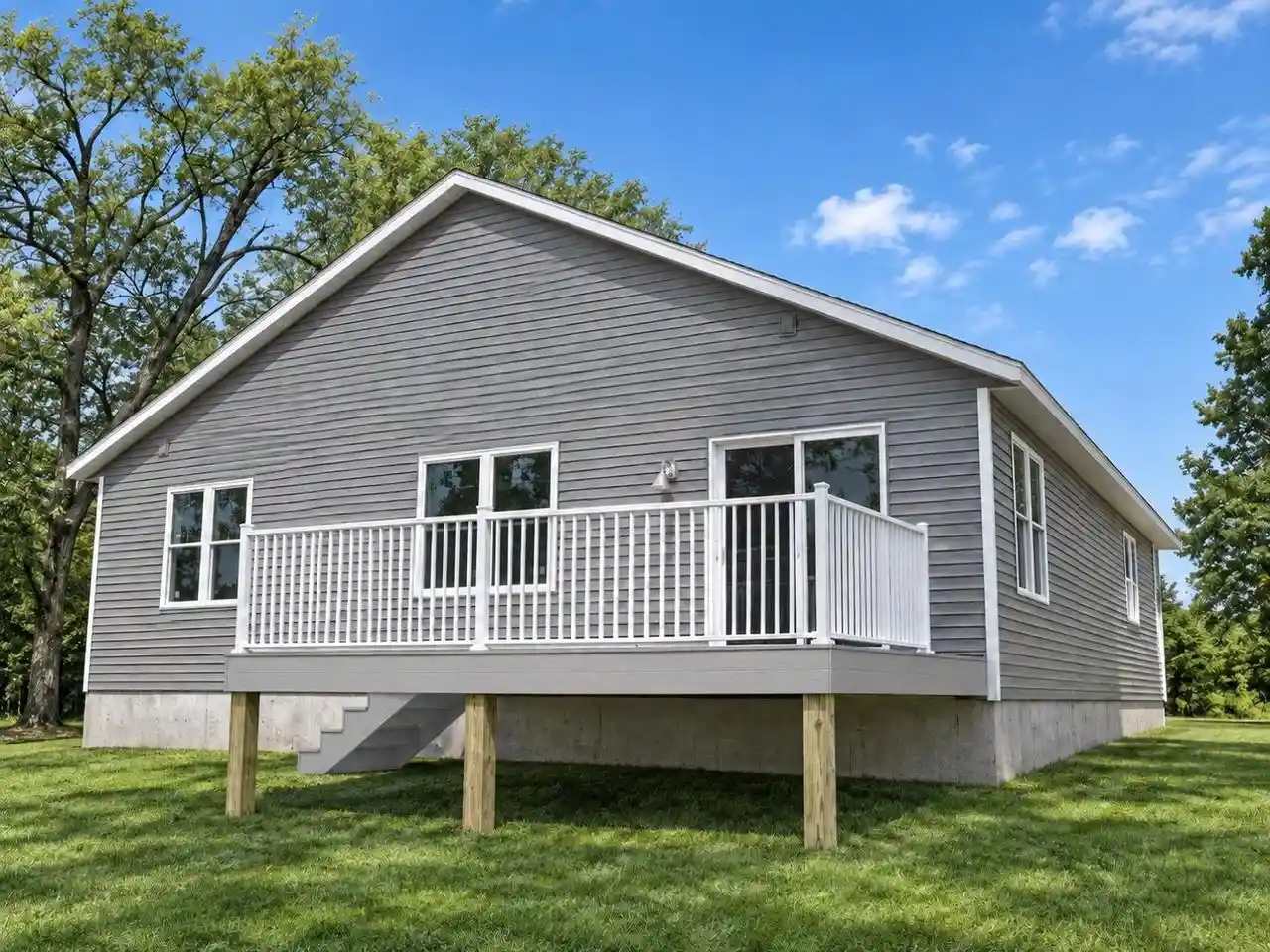 Photo 3 of Single family home for sale at 116 E Hiawatha Dr Dr, Wisconsin Dells, WI 53965 | MLS# 2030109 | Listing updated on 2026-09-28