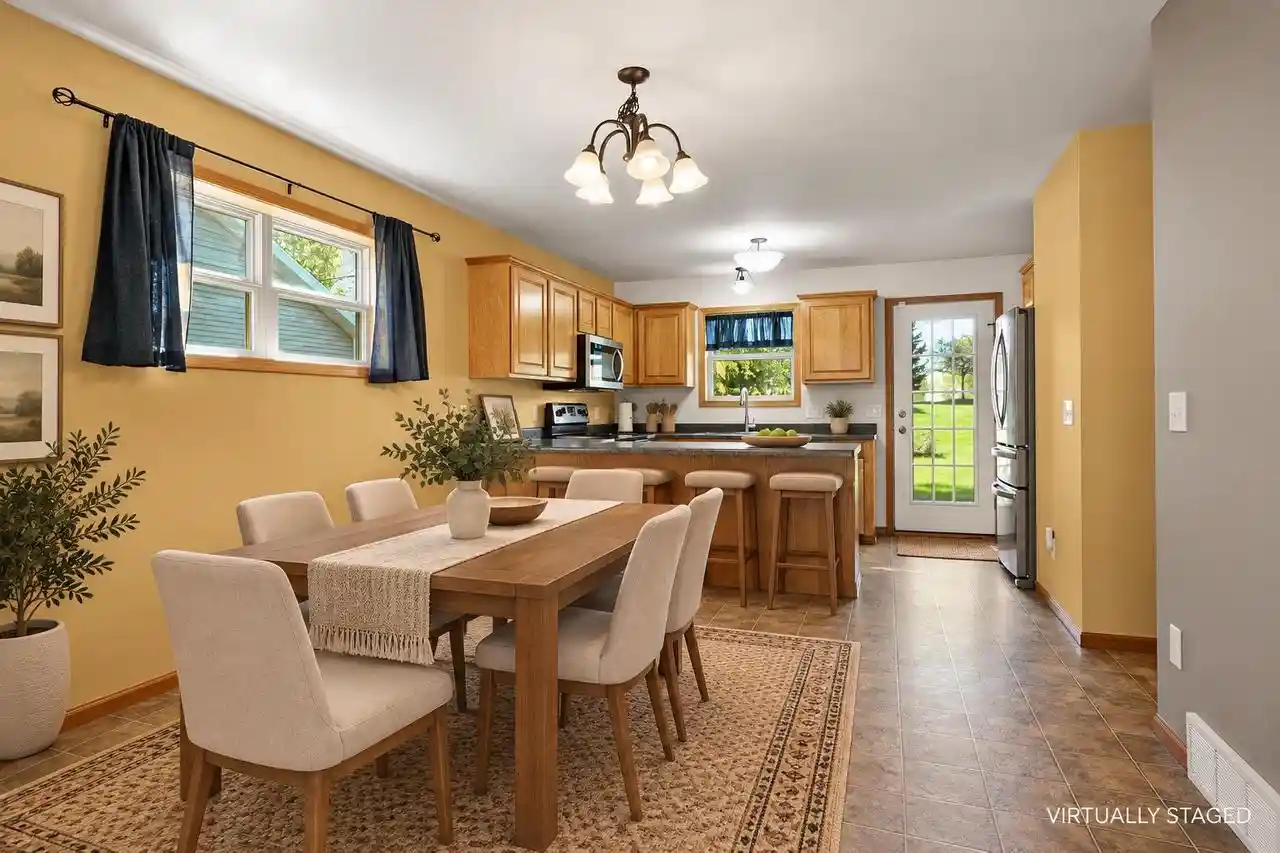 Photo 4 of Single family home for sale at 7215 Arctic Fox Dr, Madison, WI 53719 | MLS# 2030111 | Listing updated on 2026-10-29