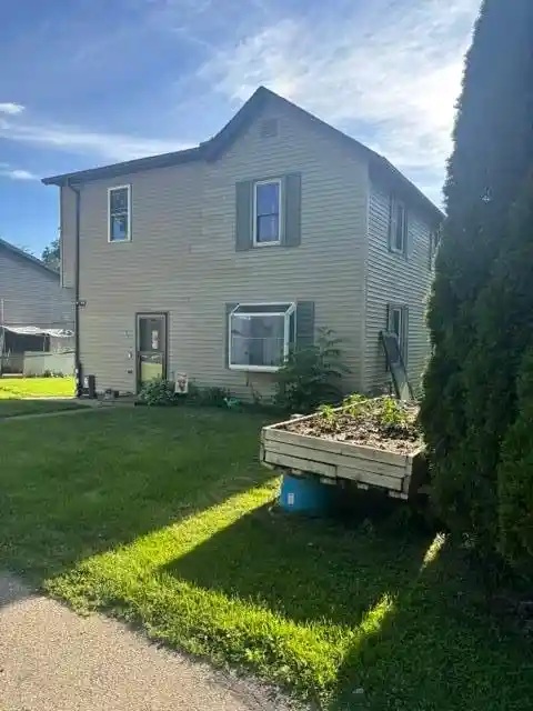 1st image of 517 Bobtown Street Street, Bloomington, WI 53804 | MLS# 2030113
