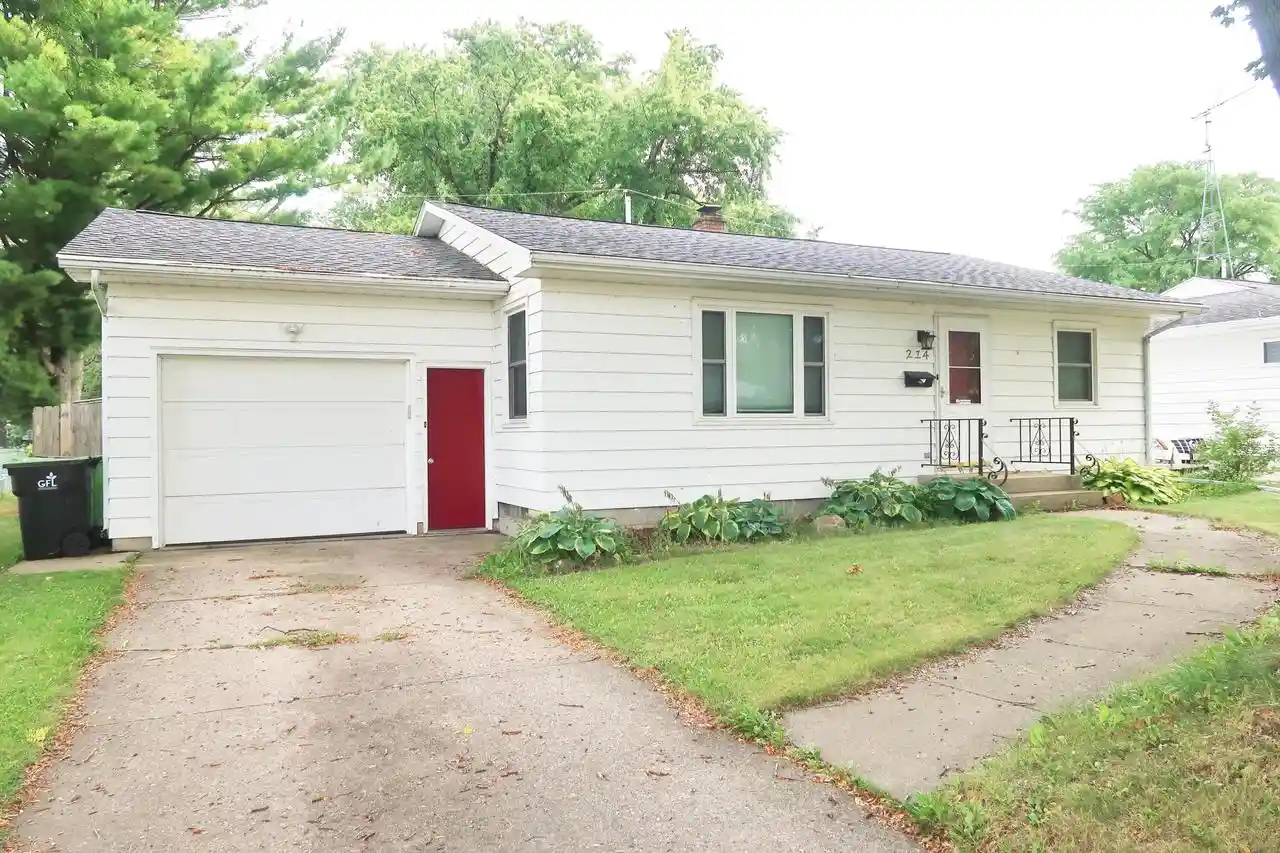 1st image of 214 Francis Court Court, Beaver Dam, WI 53916 | MLS# 1975552