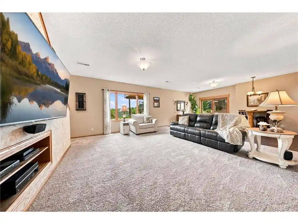 4th image of 413 New Century Dr Dr, Hudson, WI 54016 | MLS# 7119780