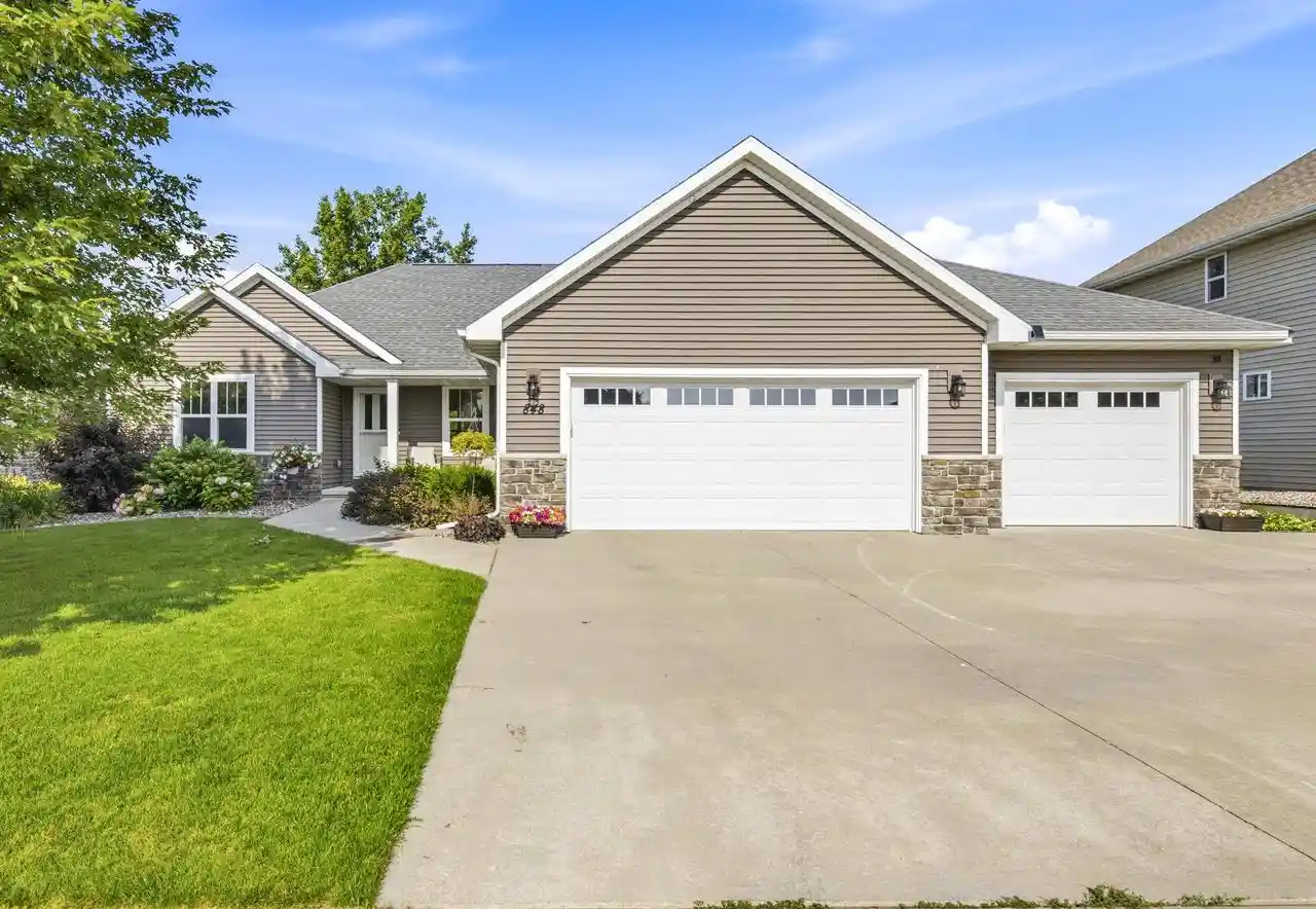 Photo 1 of Single family home for sale at 848 Lotus Trail Trail, Menasha, WI 54952 | MLS# 50330732 | Listing updated on 2026-08-19