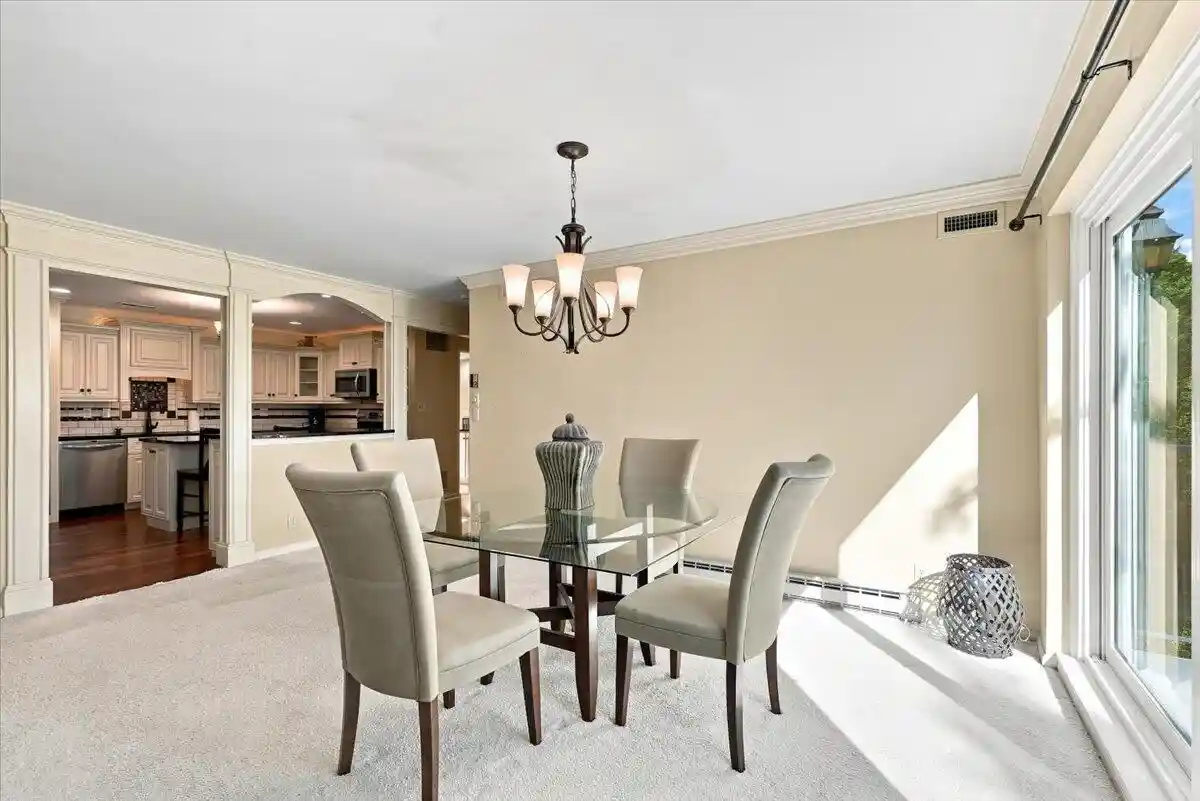 4th image of 13335 Watertown Plank Road Road #311, Elm Grove, WI 53122 | MLS# 1975559