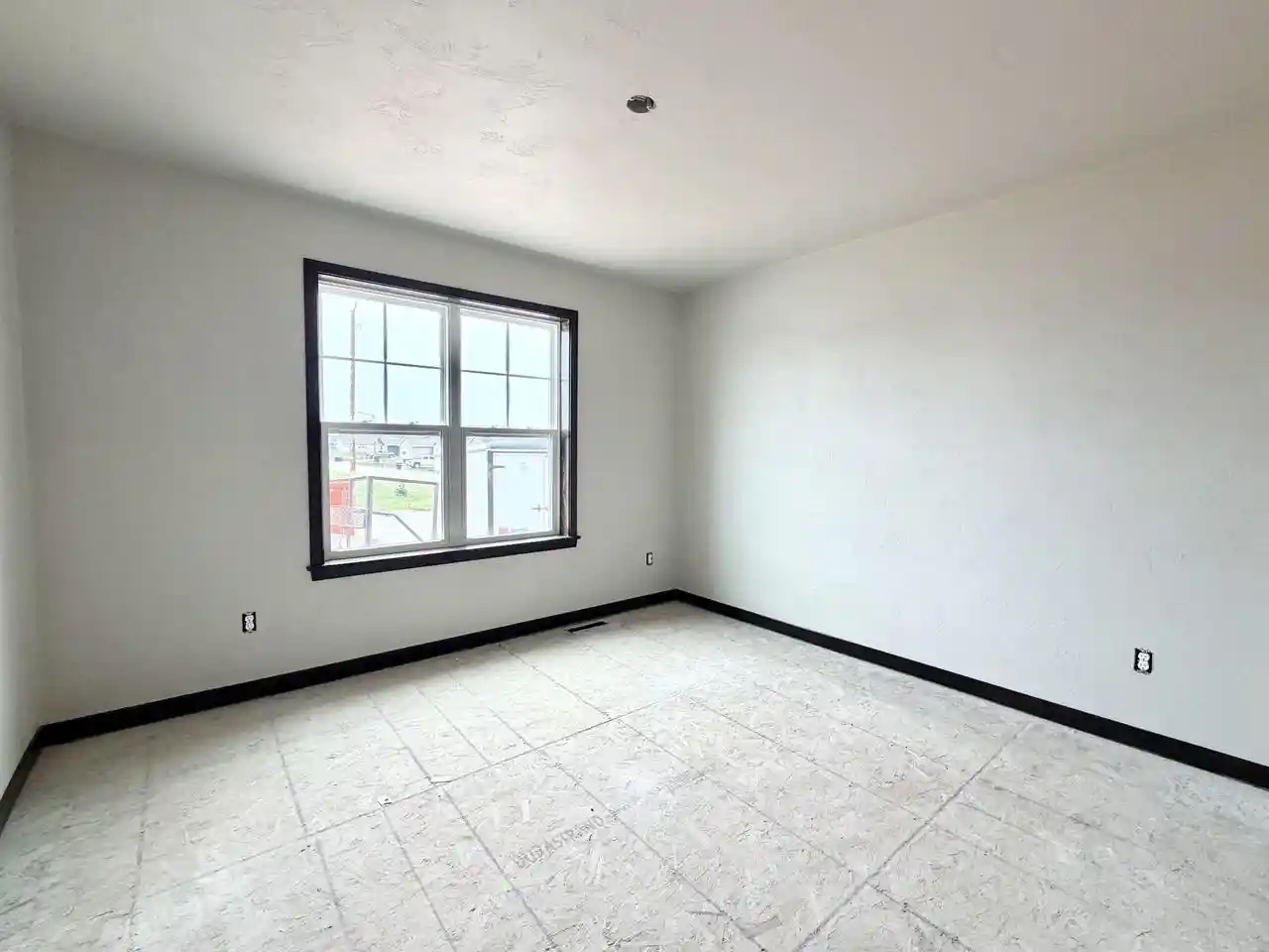 Photo 3 of Single family home for sale at 2091 Red Fox Lane Lane, Kaukauna, WI 54130 | MLS# 50330735 | Listing updated on 2026-09-14