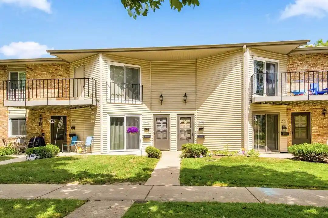 1st image of W169n11546 N Biscayne Dr Dr, Germantown, WI 53022 | MLS# 1975560
