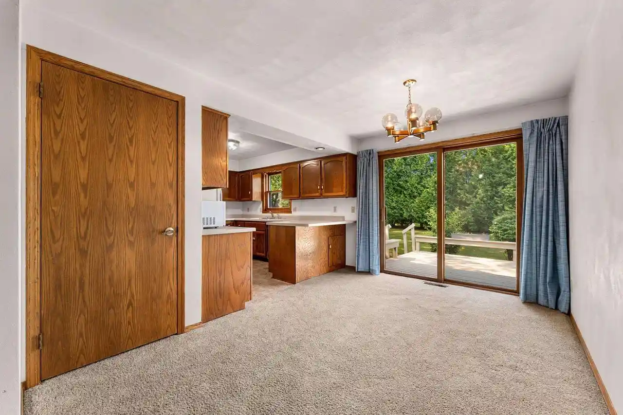 Photo 2 of Sale Pending at 4718 W Periwinkle Court Court, Appleton, WI 54914 | MLS# 50330728 | Listing updated on 2026-09-16