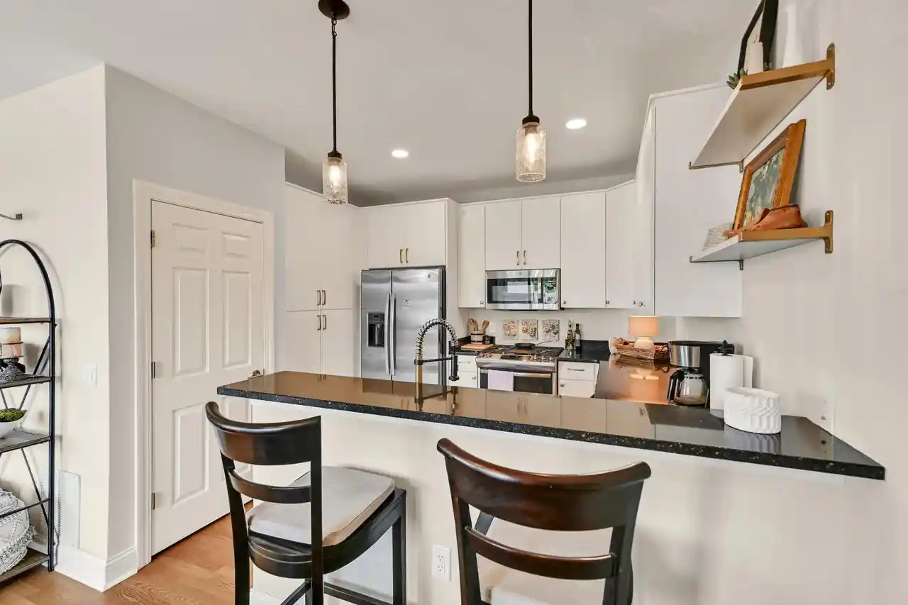 2nd image of 1888 N Water St St, Milwaukee, WI 53202