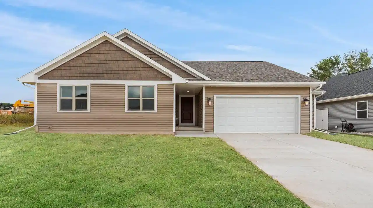 Photo 1 of Single family home for sale at 368 Dahlia Dr Dr, Stoughton, WI 53589 | MLS# 2030124 | Listing updated on 2026-08-24