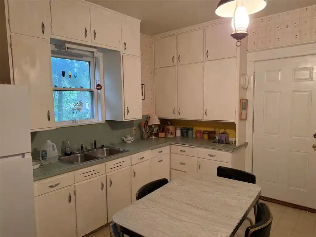 Photo 3 of Sale Pending at 2129 4th Street Street, Eau Claire, WI 54703 | MLS# 1604045 | Listing updated on 2026-08-12