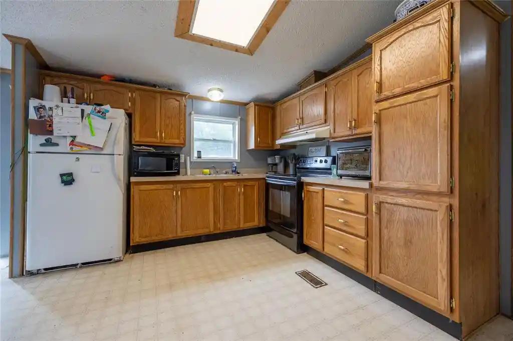 21st image of 319 Chestnut Avenue Avenue, Hawkins, WI 54530 | MLS# 1604083