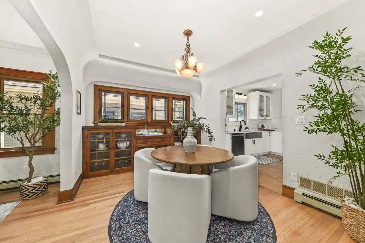 3rd image of 119 E Ohio Avenue Avenue, Milwaukee, WI 53207 | MLS# 1975566