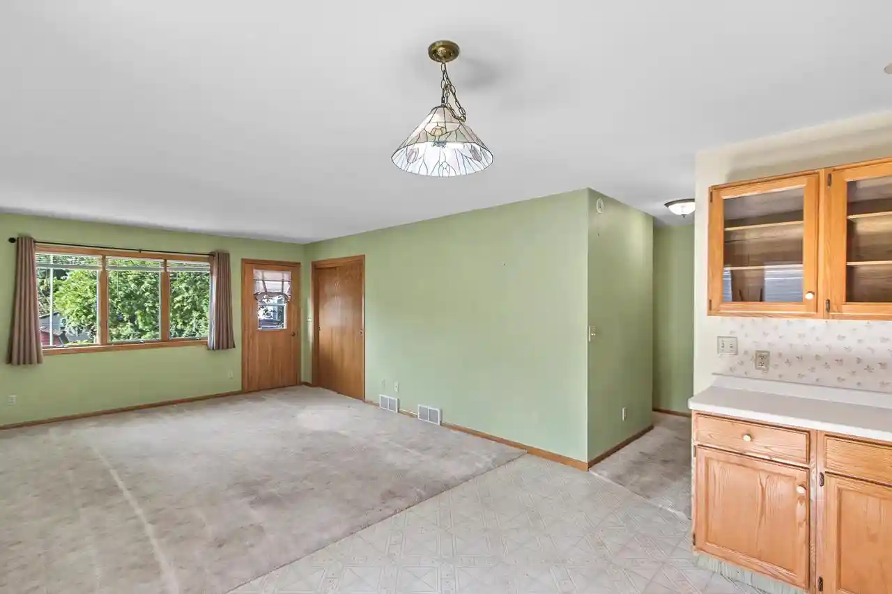 Photo 4 of Single Family Residence at 110 15Th Avenue Avenue, Baraboo, WI 53913 | MLS# 2030131 |  | Sold on 2026-09-23