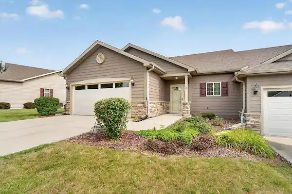 1st image of 112 Walnut Ridge Road Road #17, Union Grove, WI 53182 | MLS# 1975579