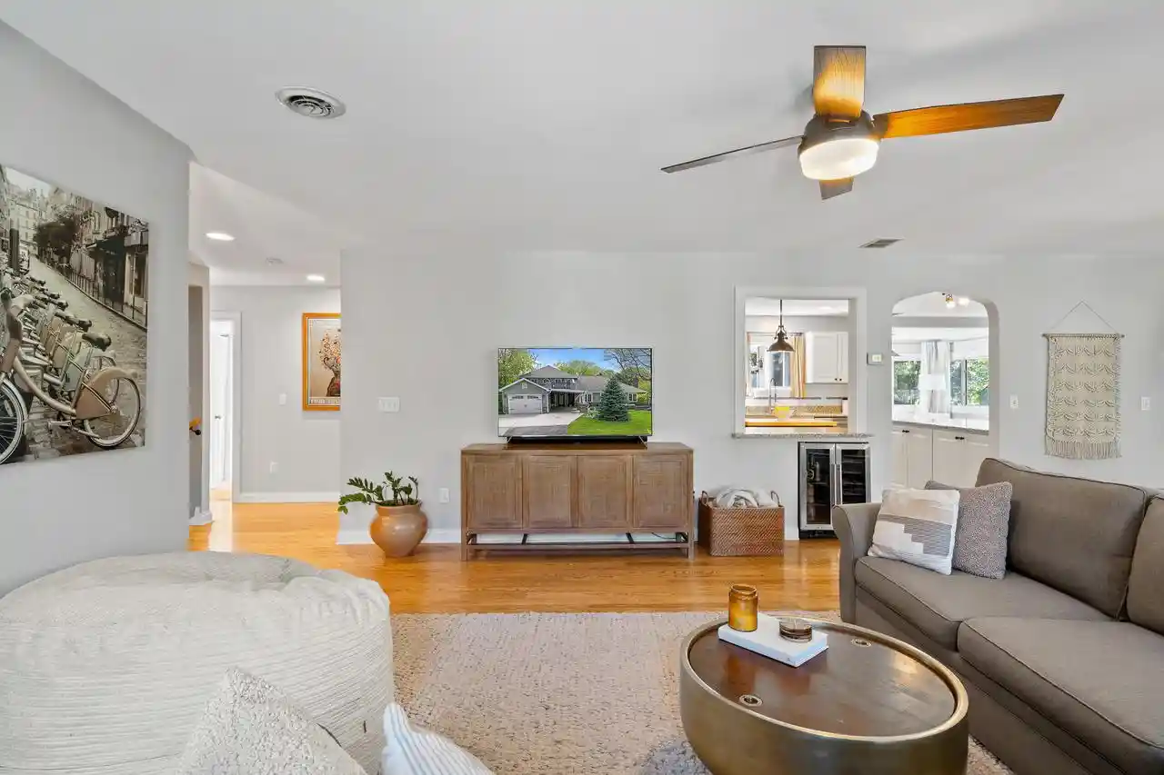 Photo 46 of Single family home for sale at 1069 Sauganash Dr Dr, Fontana, WI 53125 | MLS# 1975587 | Listing updated on 2026-09-14
